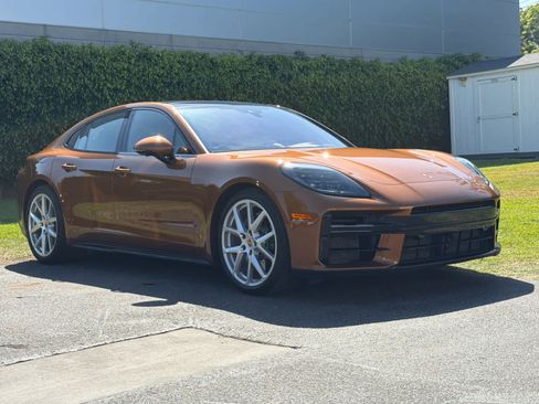 Certified 2026 Porsche Panamera GTS AWD/4WD image 10