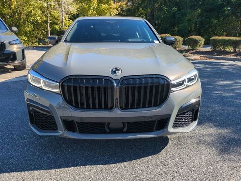 Used 2022 BMW 750i xDrive w/ Executive Package image 10