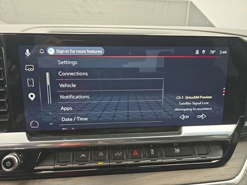 Used 2025 GMC Sierra 1500 SLT image 35