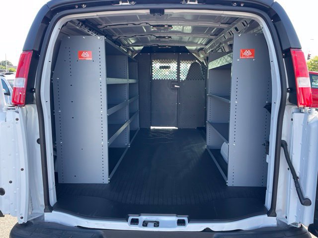 New 2026 Chevrolet Express 2500 w/ Driver Convenience Package RWD image 10