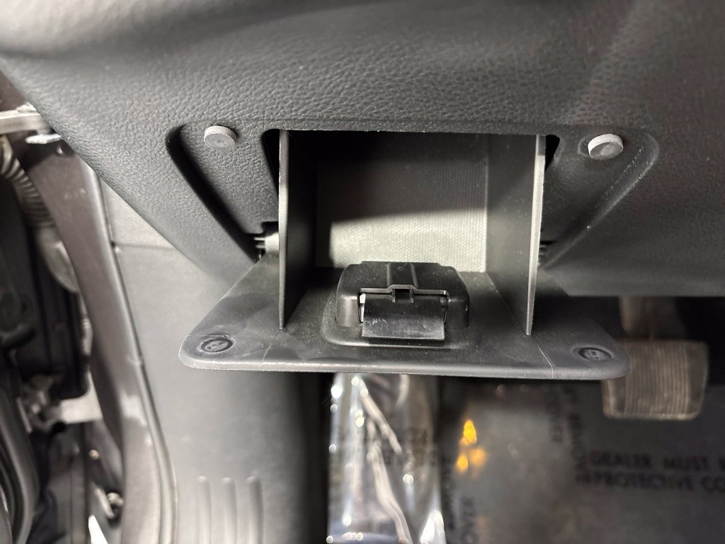 Used 2014 Jeep Cherokee Latitude w/ Cold Weather Group FWD image 34