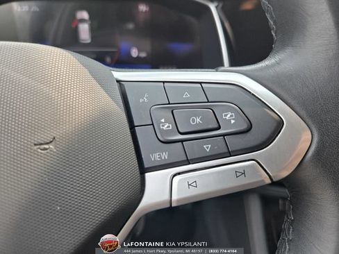 Used 2024 Volkswagen Jetta SE FWD image 28