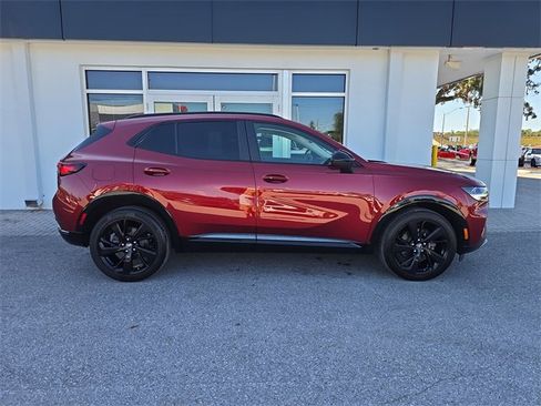 Certified 2022 Buick Envision Essence w/ Sport Touring Package image 7