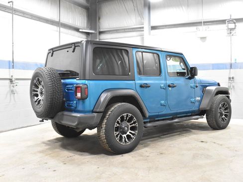 Used 2020 Jeep Wrangler Unlimited Sport image 23