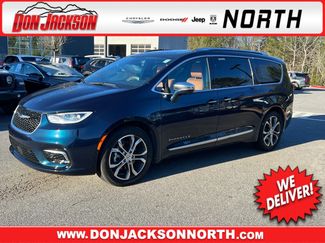 Certified 2024 Chrysler Pacifica Pinnacle video 1