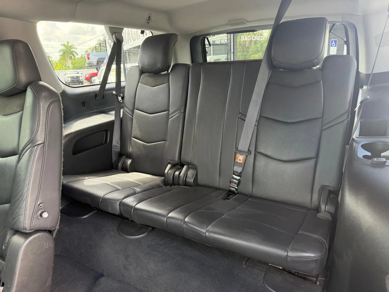 Used 2019 Cadillac Escalade ESV Luxury AWD/4WD image 40