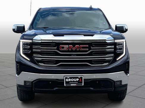 Used 2025 GMC Sierra 1500 SLT image 4