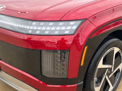 New 2026 Hyundai Ioniq 9 Limited image 4