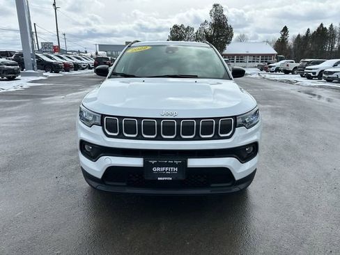 Used 2022 Jeep Compass Latitude w/ Convenience Group AWD/4WD image 8