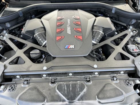 Used 2025 BMW X6 M Competition w/ Executive Package AWD/4WD image 34