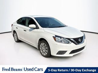 Used 2017 Nissan Sentra SV FWD video 1