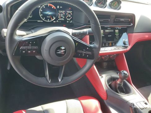 Certified 2024 Nissan Z Performance w/ Floor Mat Package RWD image 13
