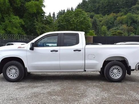 Used 2020 Chevrolet Silverado 1500 W/T w/ WT Value Package AWD/4WD image 9