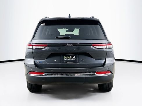 Used 2023 Jeep Grand Cherokee 4WD 4xe image 7
