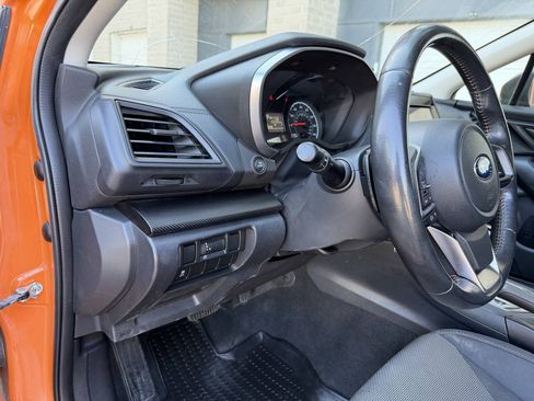 Used 2019 Subaru Crosstrek 2.0i Premium AWD/4WD image 15