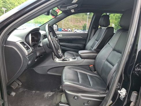 Used 2022 Jeep Grand Cherokee Limited AWD/4WD image 13