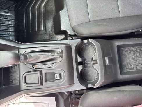Used 2023 Chevrolet Colorado W/T RWD image 28