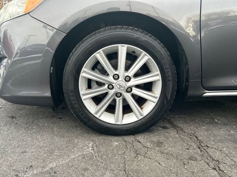 Used 2013 Toyota Camry XLE image 25