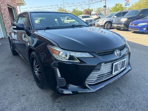 Used 2014 Scion tC FWD image 3