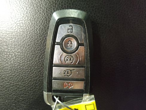 Used 2021 Ford Expedition Max XLT AWD/4WD image 32