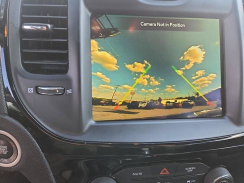 Used 2023 Chrysler 300 S RWD image 19