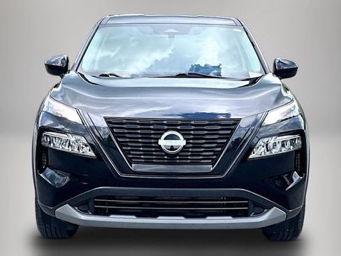 Certified 2023 Nissan Rogue SV FWD image 3