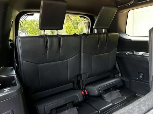 Used 2024 Lexus GX 550 w/ Accessory Package (Z1) AWD/4WD image 34