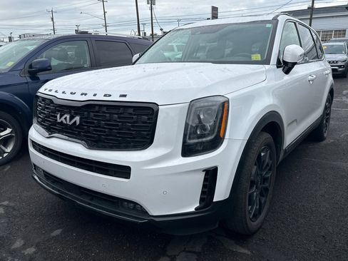 Used 2022 Kia Telluride SX w/ Nightfall Edition Package image 4