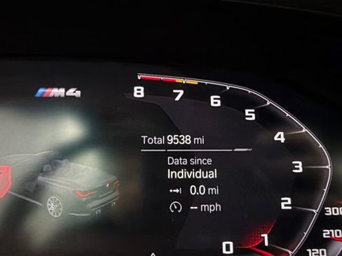Used 2022 BMW M4 xDrive Competition w/ Executive Package AWD/4WD image 33