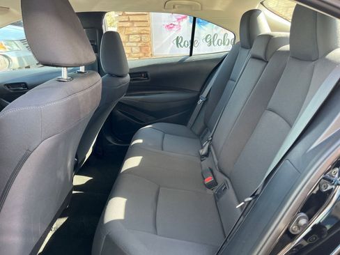 Used 2025 Toyota Corolla LE image 23