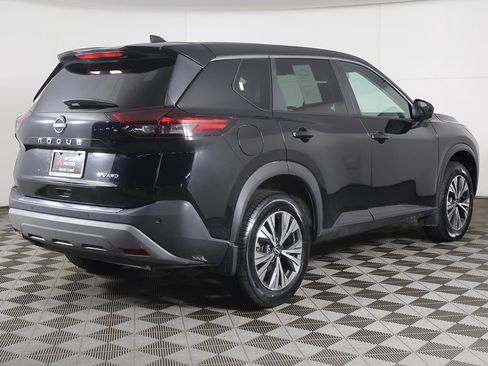 Used 2023 Nissan Rogue SV AWD/4WD image 8