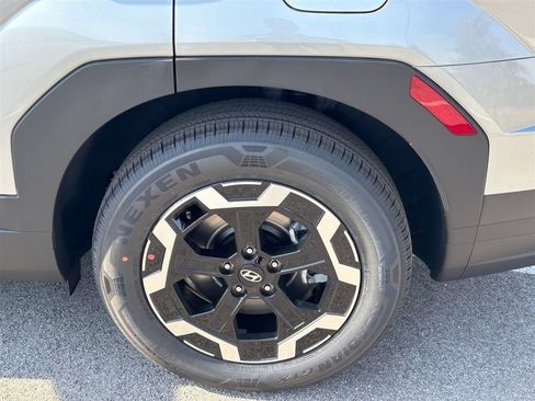 Certified 2026 Hyundai Santa Fe SEL FWD image 8