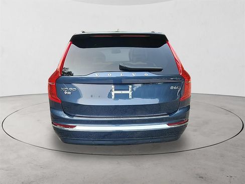 Certified 2024 Volvo XC90 B6 Ultimate w/ Lounge Package AWD/4WD image 4