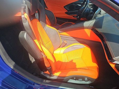 Used 2025 Chevrolet Corvette Z06 RWD image 12