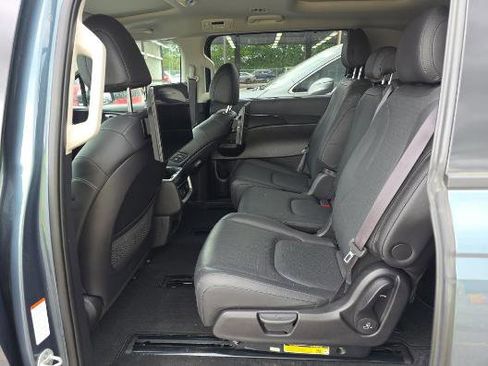 Used 2025 Kia Carnival SX Prestige FWD image 15