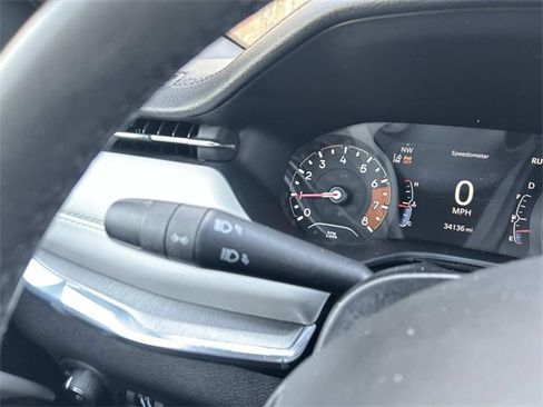 Used 2023 Jeep Compass Limited image 26