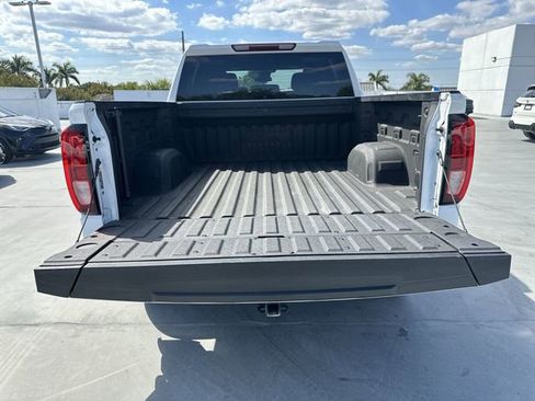 Used 2023 GMC Sierra 1500 Elevation image 28