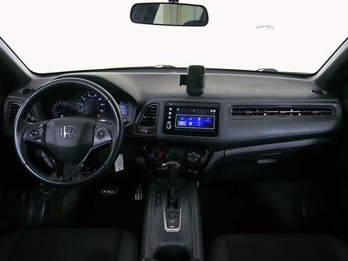 Used 2021 Honda HR-V Sport image 21
