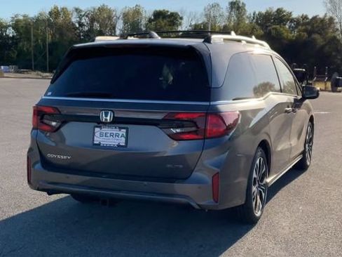 New 2026 Honda Odyssey Elite image 8