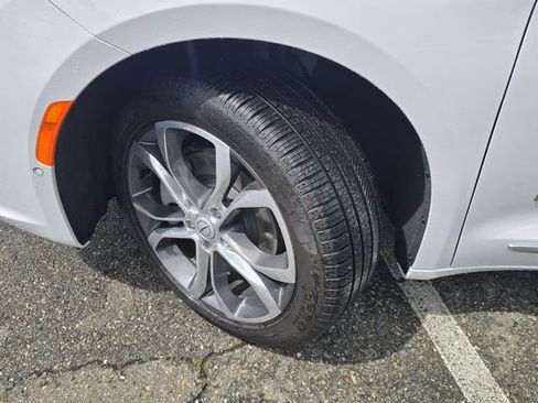 New 2026 Chrysler Pacifica Pinnacle AWD/4WD image 33