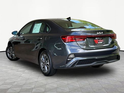 Used 2023 Kia Forte LXS FWD image 4