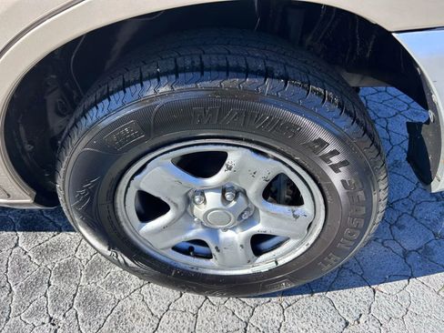 Used 2004 Toyota RAV4 4WD image 27