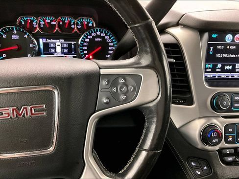 Used 2018 GMC Yukon SLT AWD/4WD image 13