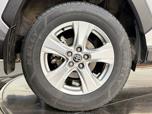 Used 2025 Toyota RAV4 XLE w/ Convenience Package AWD/4WD image 20