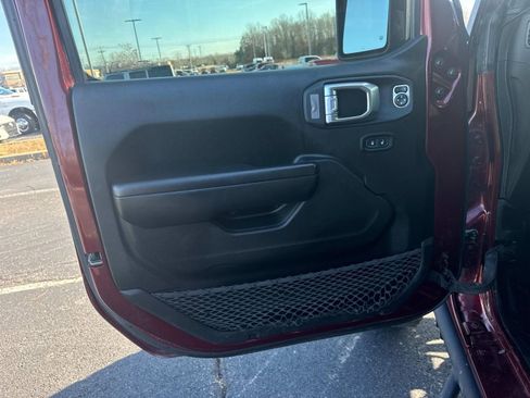 Used 2021 Jeep Wrangler Unlimited Sport image 20