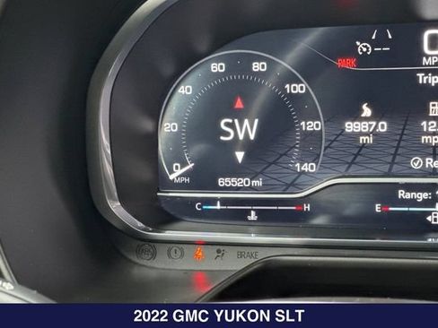 Used 2022 GMC Yukon SLT w/ SLT Luxury Package RWD image 28