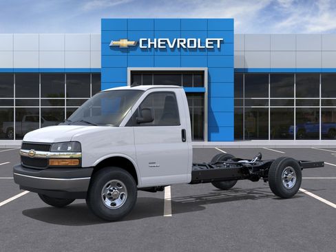 New 2025 Chevrolet Express 3500 w/ Power Convenience Package RWD image 3