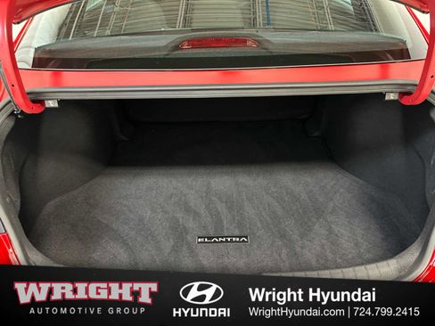 Certified 2025 Hyundai Elantra SEL FWD image 14