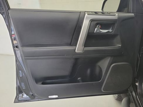 Used 2024 Toyota 4Runner SR5 Premium w/ Moonroof Package AWD/4WD image 18