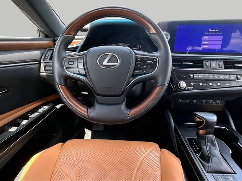Used 2023 Lexus ES 300h Ultra Luxury w/ Accessory Package (Z1) FWD image 6